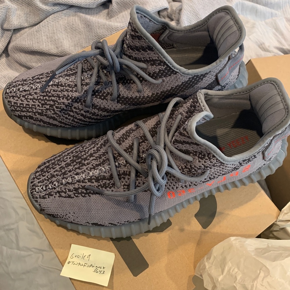 Authentic Yeezy Boost 350 Beluga 2.0 size 10